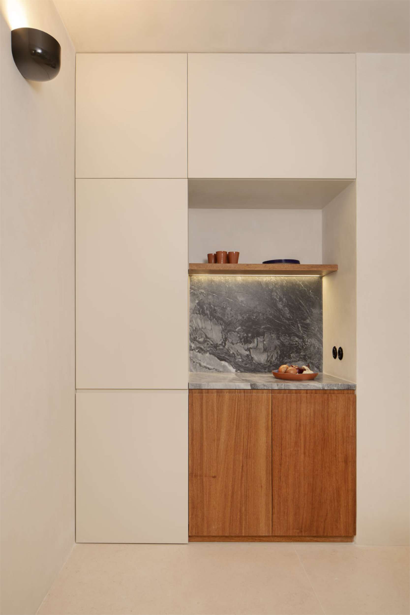 solo apartment studio gameiro 16